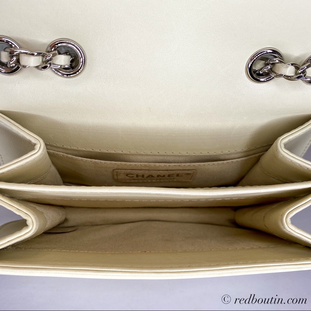 CHANEL Calfskin Leather Braided Chic CC Flap Bag - Picture 6 of 8